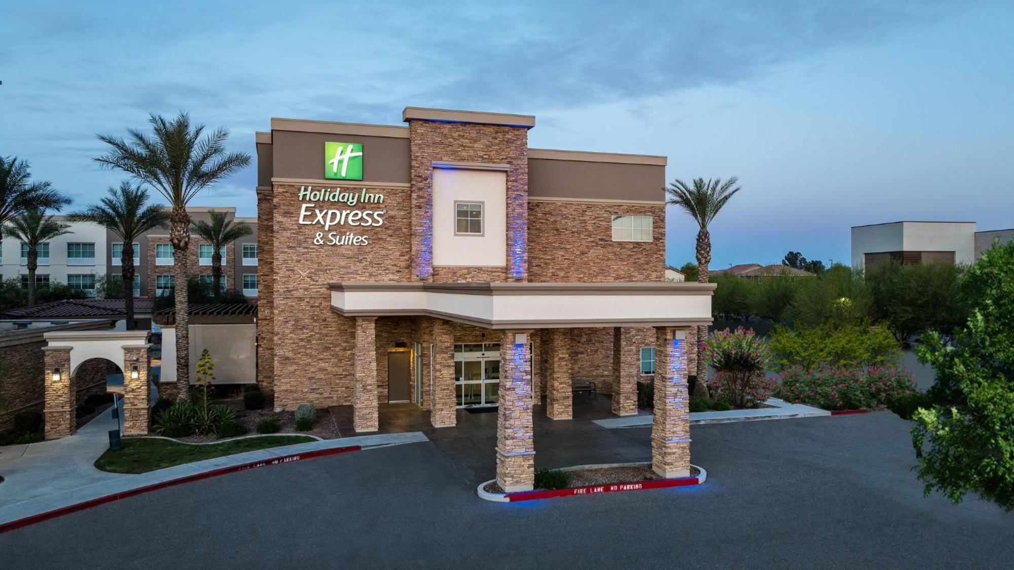 Holiday Inn Express & Suites - Gilbert - East Mesa By Ihg Exterior foto