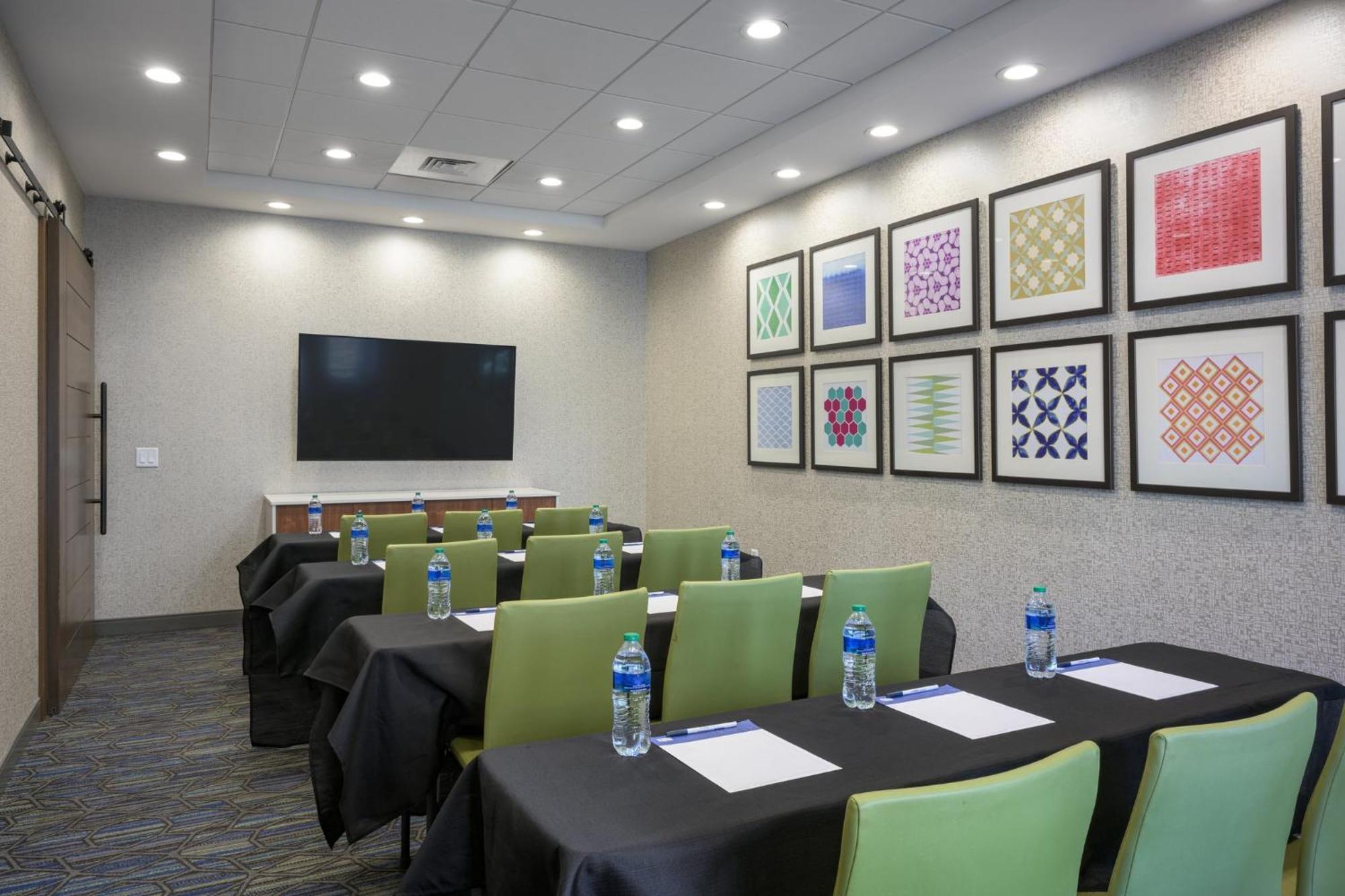 Holiday Inn Express & Suites - Gilbert - East Mesa By Ihg Exterior foto